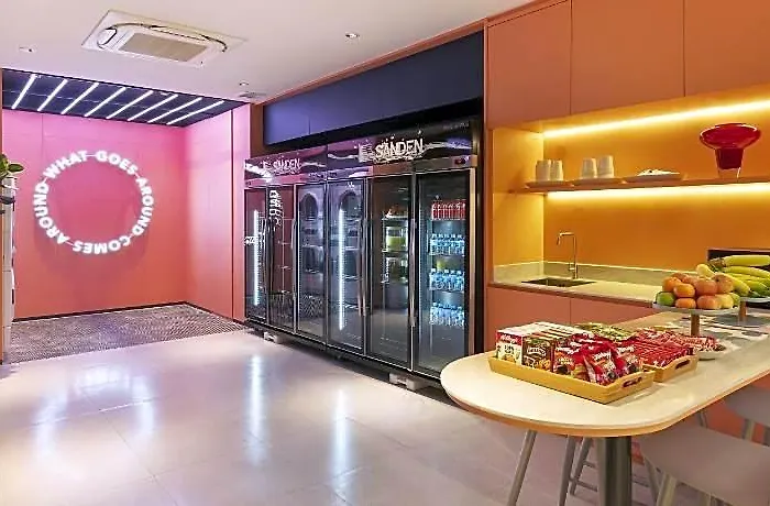 Riva Vibe By Pcl Hotel