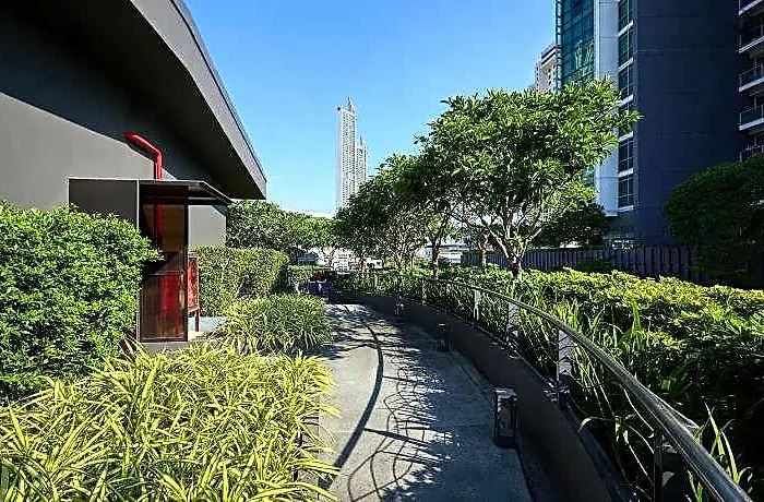 Riva Vibe By Pcl Hotel